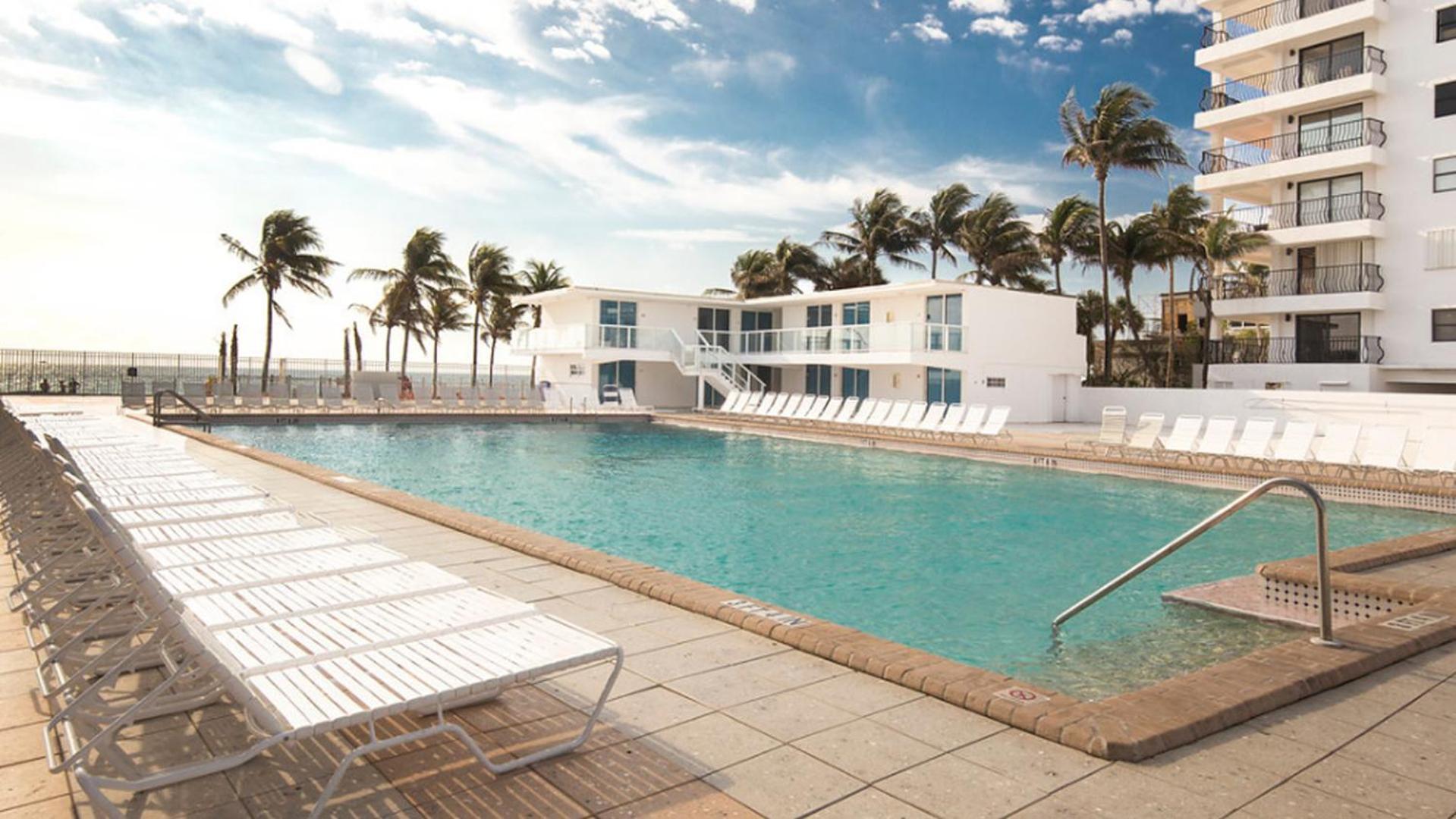 New Point Miami Beach Apartments Exterior photo